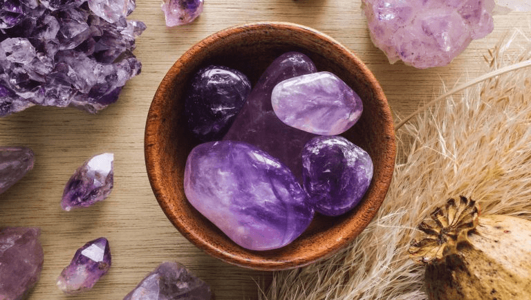 amethyst crystals to attract love