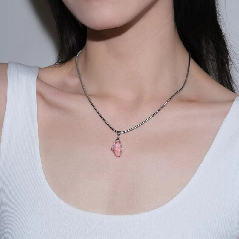 rose quartz necklace irregular polished stone