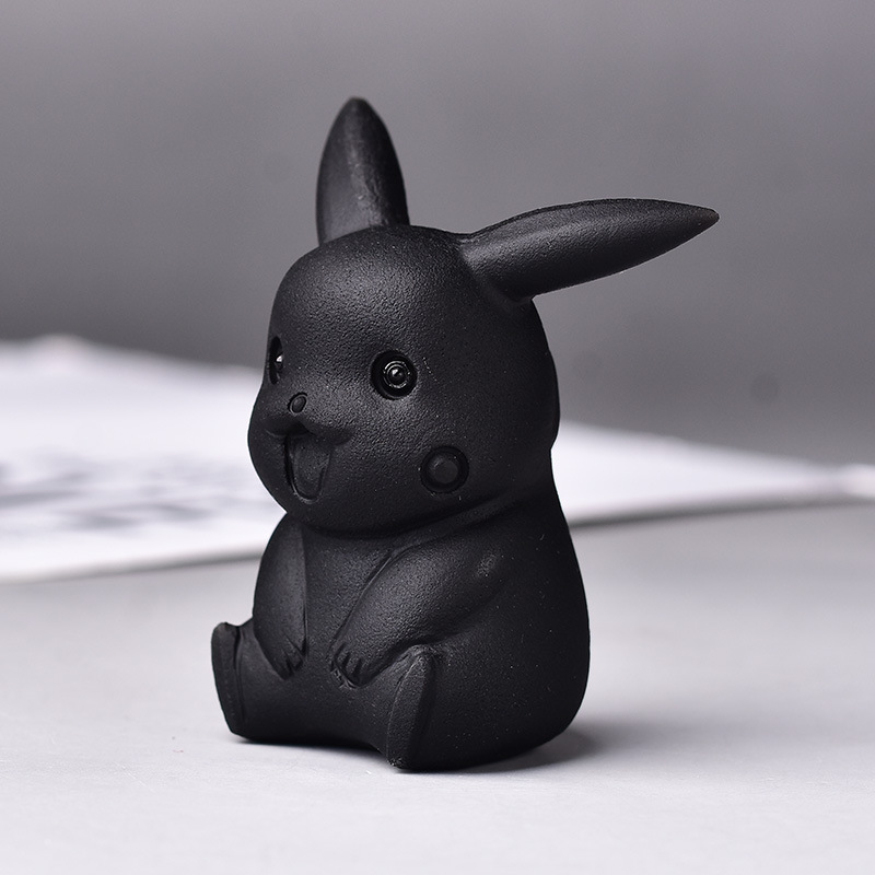 Alternative view of Obsidian Pikachu Carving