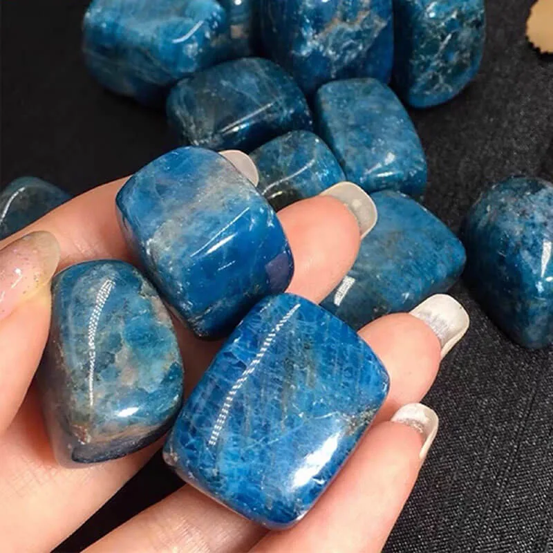 Natural Blue Apatite Square Energy Stone - obrazek 2
