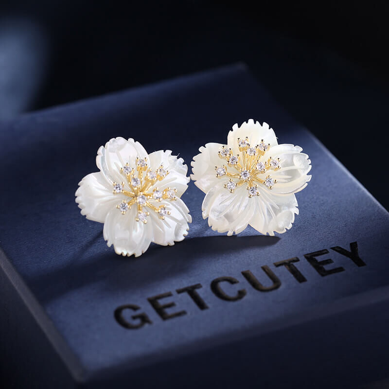 Shell Flower Stud Earrings 4