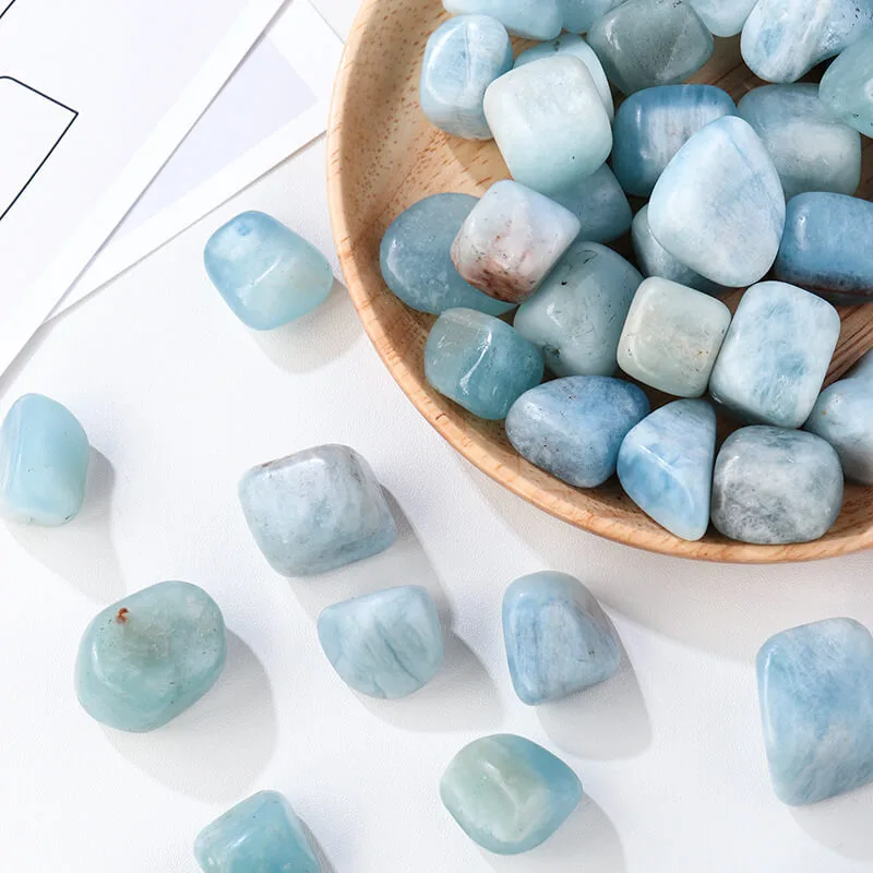 Natural Aquamarine Tumbled Birthstone – Image 3