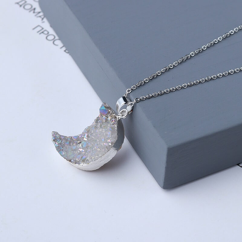 Plating Moon Cluster Necklace For Woman