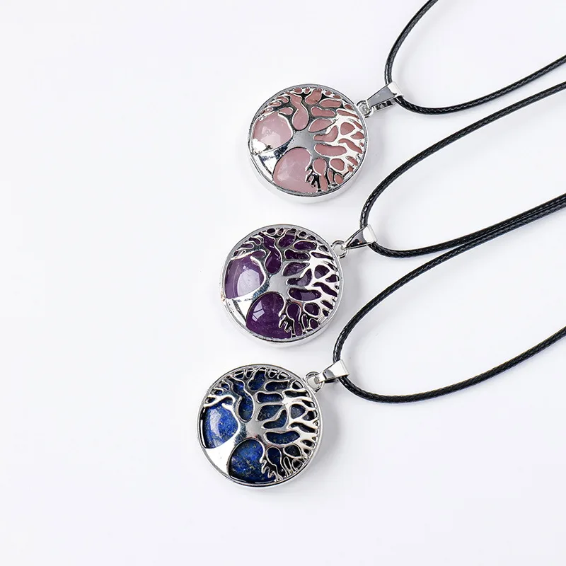 Vue alternative de Round Tree Of Life Pendant Necklace Wholesale