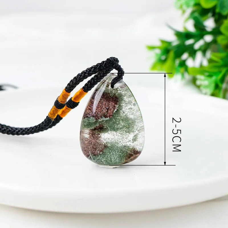 Vue alternative de Water Drop Necklace Green Ghost Pendant