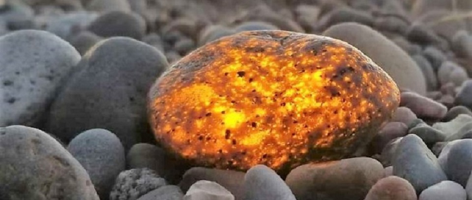 yooperlite stones 2