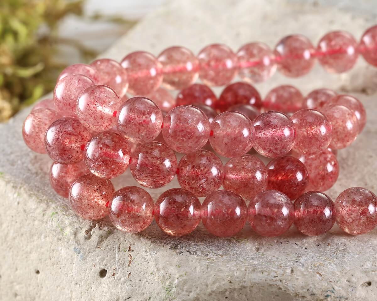 Everything About Strawberry Quartz Crystal - nacrystal.com