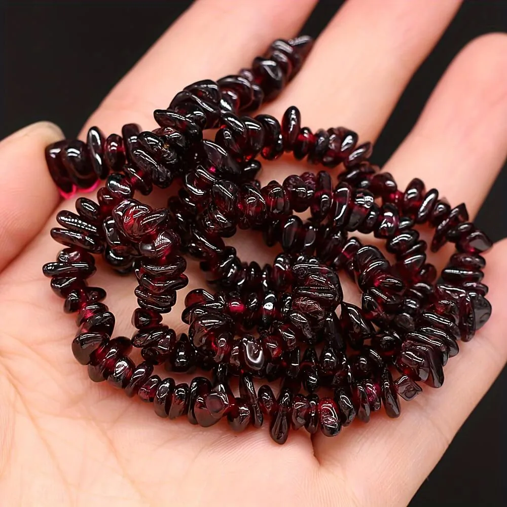 Vue alternative de 16"Strand Red Garnet Beads Bulk Gemstone Beads Natural Loose Gemstones Supply
