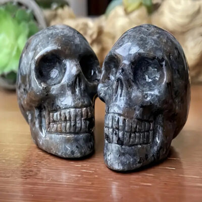 Natural Handcrafted Yooperlite Skull Flame Stone 3