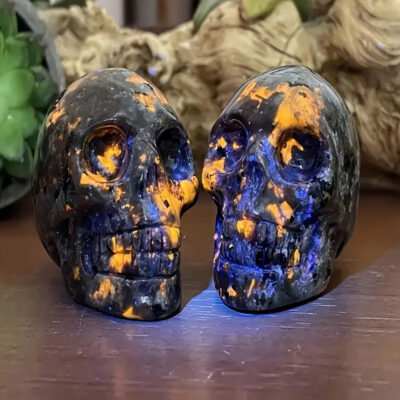 Natural Handcrafted Yooperlite Skull Flame Stone 5