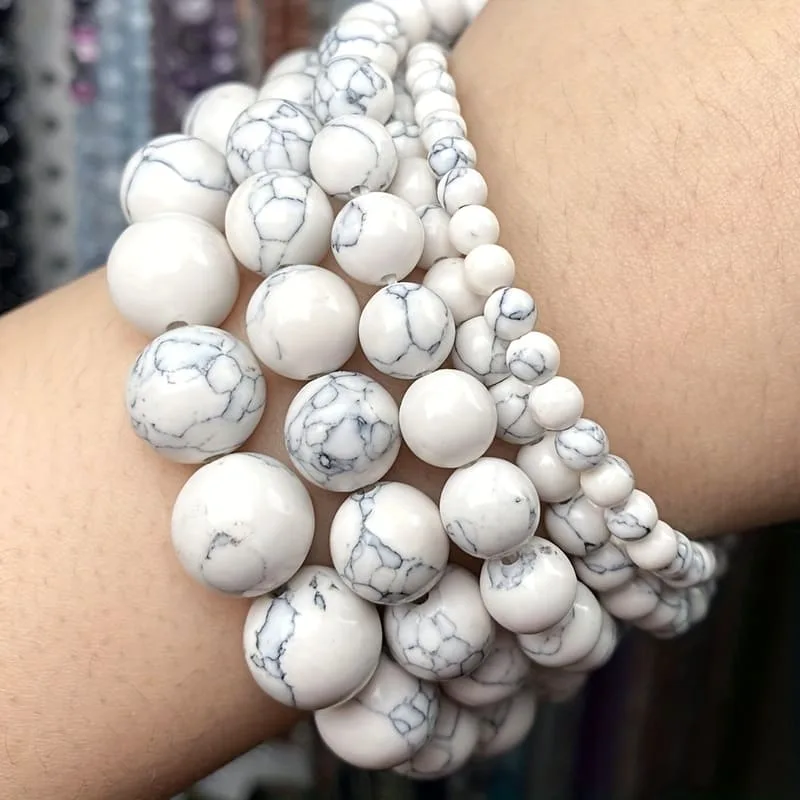 Vue alternative de Round Natural White Turquoise Stone Beads Bulk