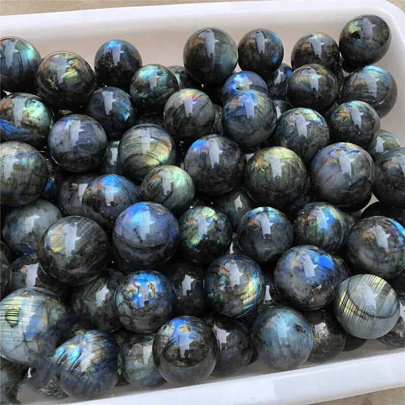 ⁦Polished Crystal Labradorite Sphere Wholesale ⁩ - الصورة ⁦2⁩