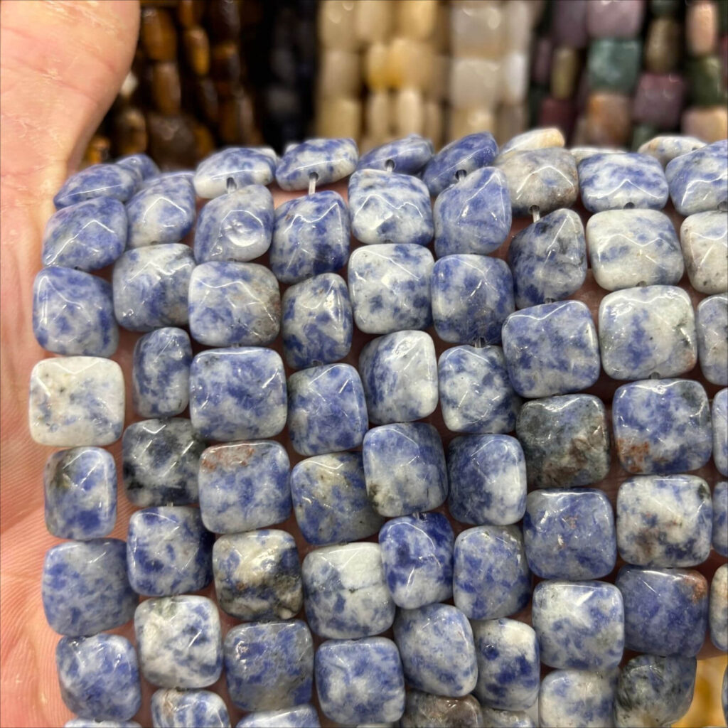 12mm Faced Square Beads for Jewelry Making - Imagen 17