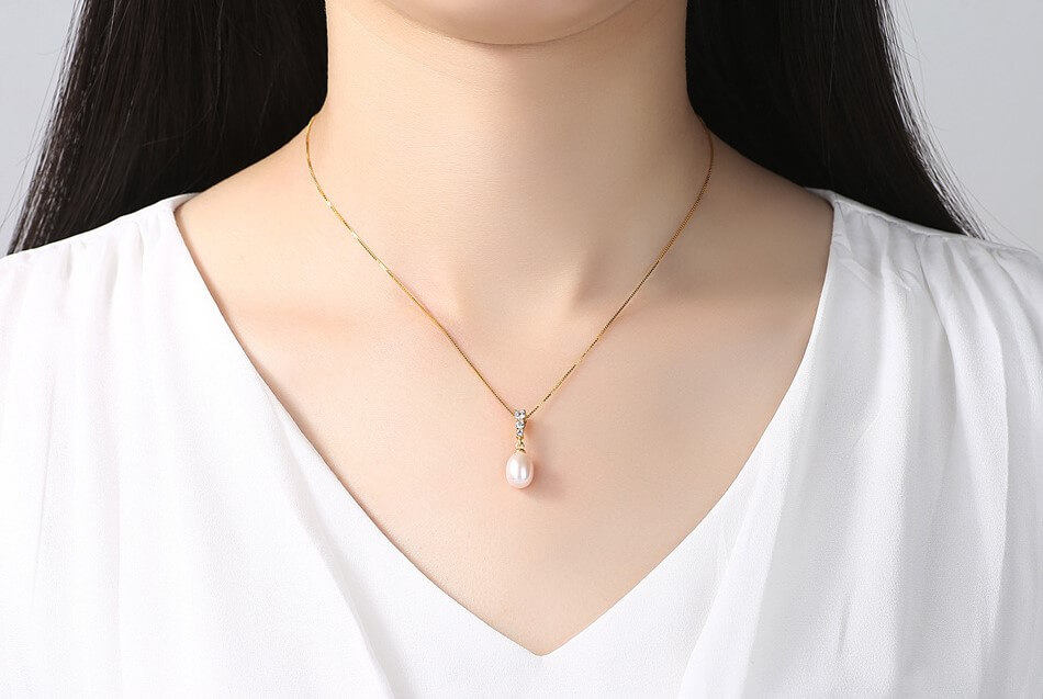 Stylish S925 Cubic Zirconia Pearl Necklace 1