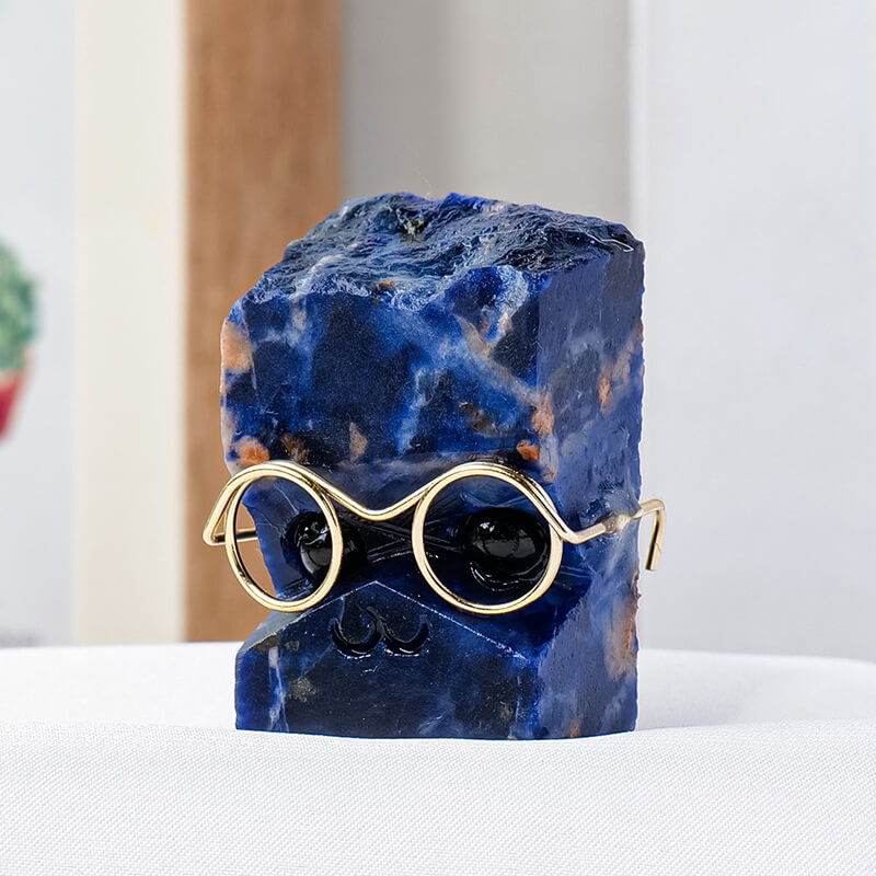 Cute Crystal Hedgehog Carving with Eyeglass Stone Pet Ornament - obrazek 14