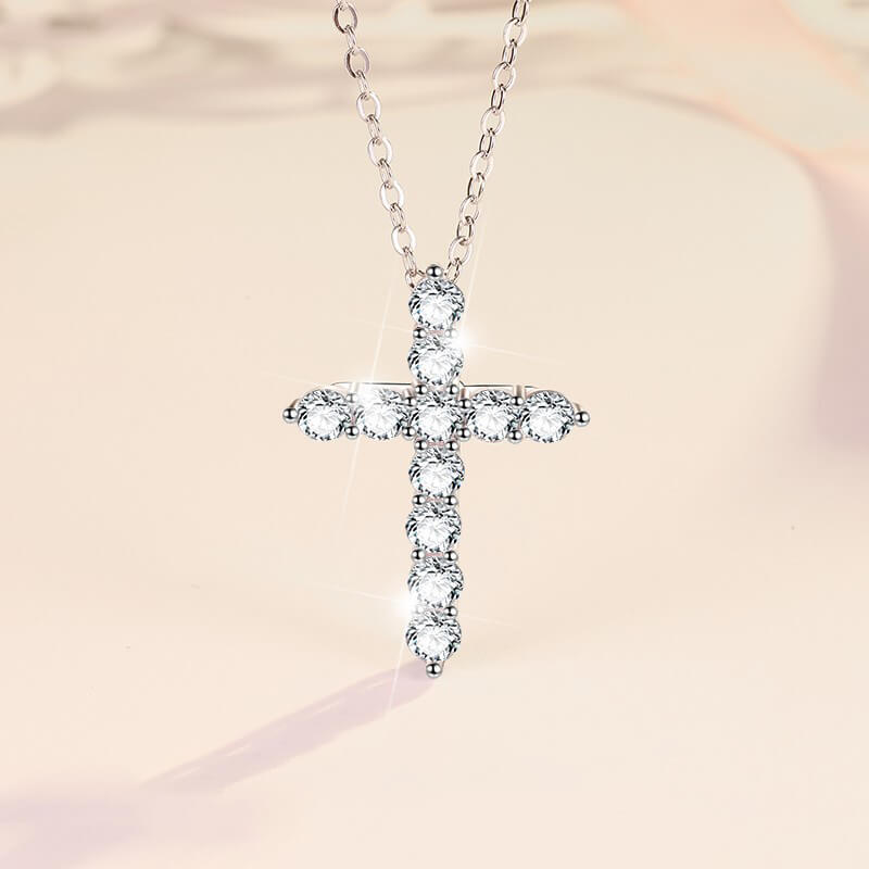 Vintage 925 Sterling Silver Moissanite Cross Pendant Necklace (2)
