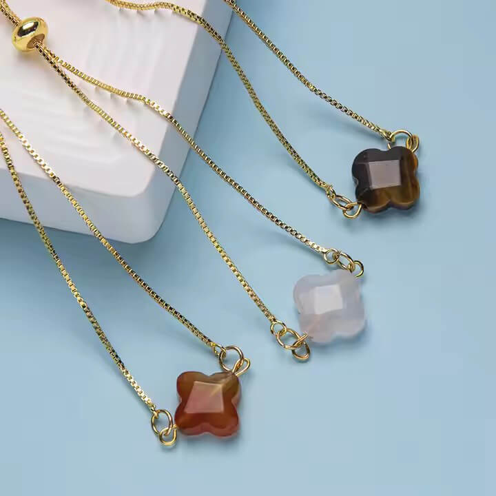 Alternative Ansicht von Tiger Eye Crystal 4 Leaf Clover Bracelet