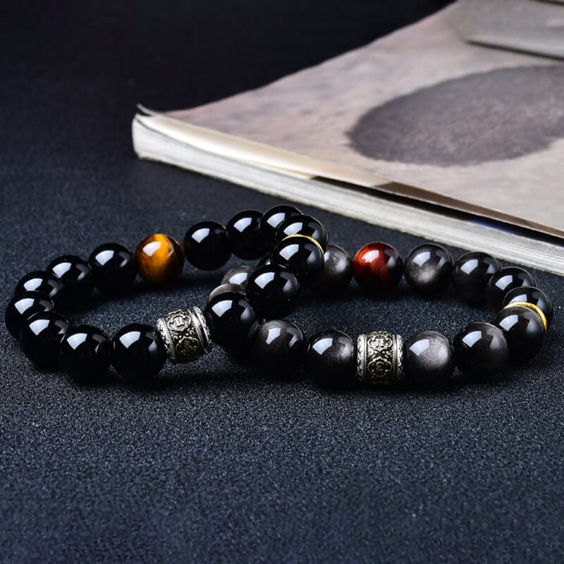 Vue alternative de Men's Black Obsidian Bead Bracelet with Buddhist Beads for Protection