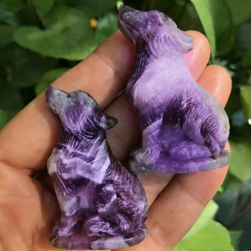 wolf crystal carving 2