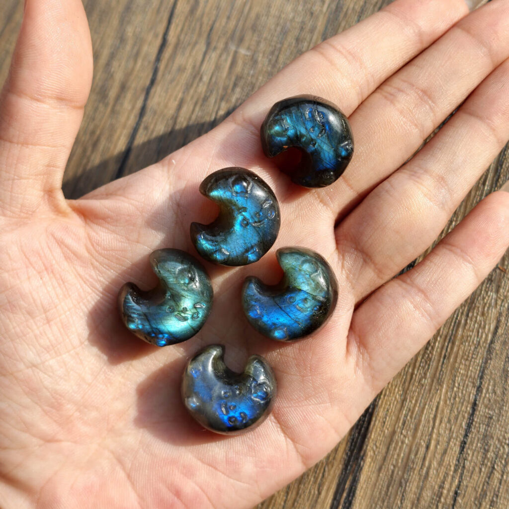 Moon Shaped Labradorite Carving Mini Stones