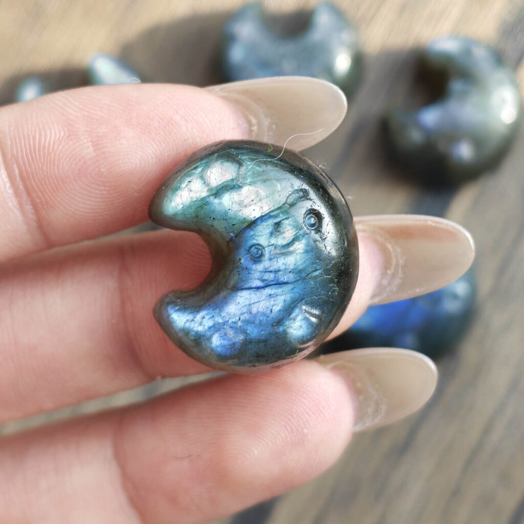 Moon Shaped Labradorite Carving Mini Stones 5